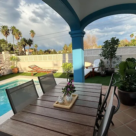 Precioso Independiente En Con Piscina * Dénia