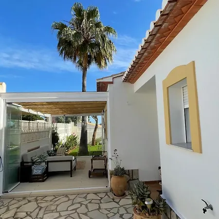 Tatil Evi Precioso Independiente En Con Piscina *