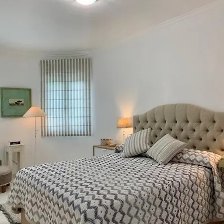 Tatil Evi Precioso Independiente En Con Piscina